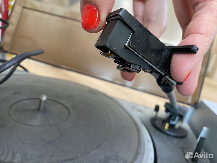 Проигрыватель винила