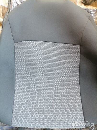 Чехлы на Рено Логан с 18года без пб