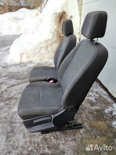 Сиденья комплект передняя Renault Fluence K4M A838