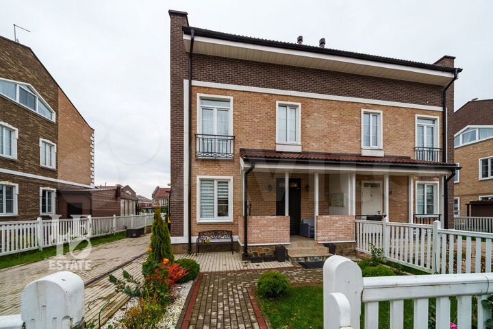 Таунхаус 167,1 м² на участке 5 сот.