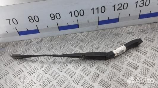 Щеткодержатель лобового стекла mercedes benz GL-cl