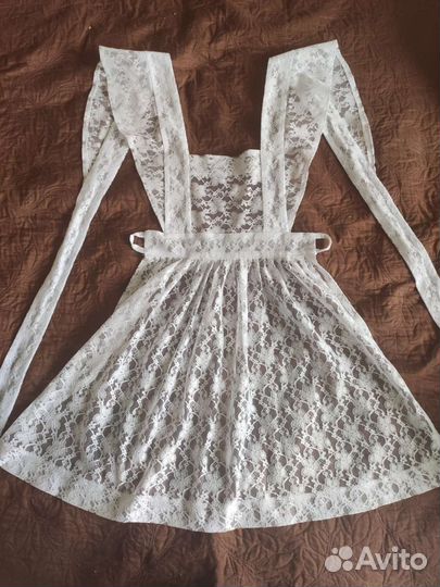 Белый школьный фартук