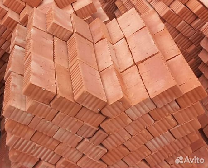 Кирпич красный полнотелый