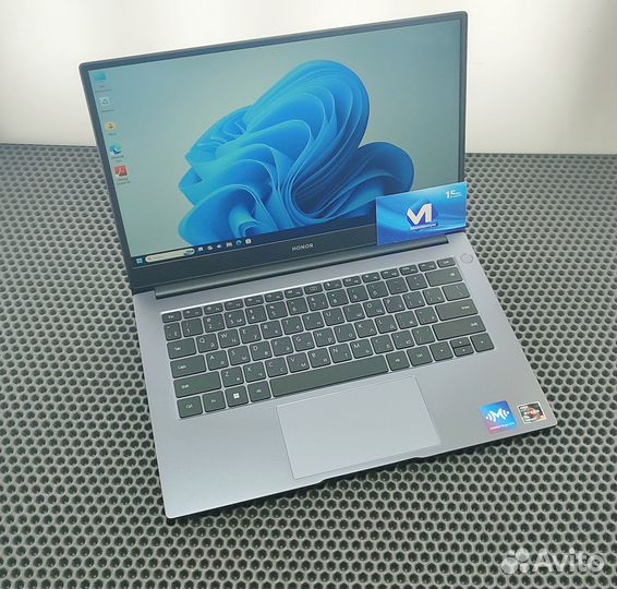 Ноутбук honor magicbook14 Ryzen 5 5500U/16Gb/512Gb
