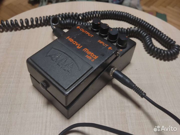 Педаль эффектов для электрогитары(дисторшн)