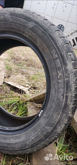 Nexen Roadian CT8 215/65 R17 104T