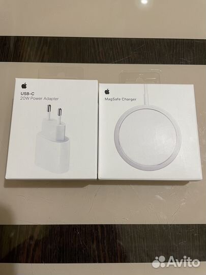 Комплект Новый Apple 20w и Apple Magsafi Charger