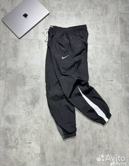 Спортивные штаны nike