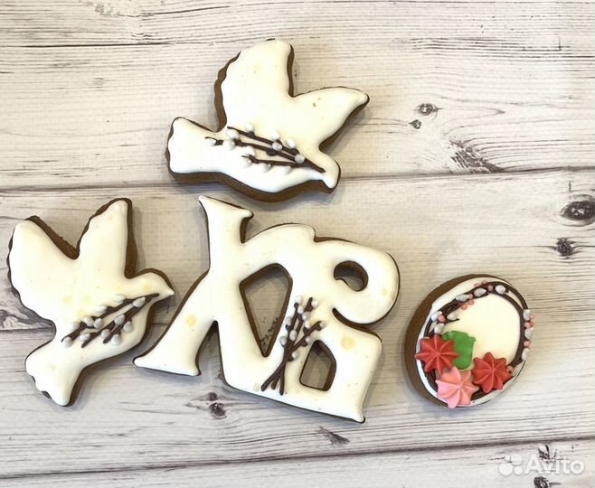 Пасхальные куличи и украшения для куличей