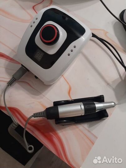 Аппарат для маникюра и педикюра