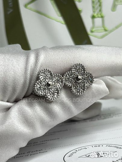 Серьги Van Cleef Alhambra Vintage золото 750