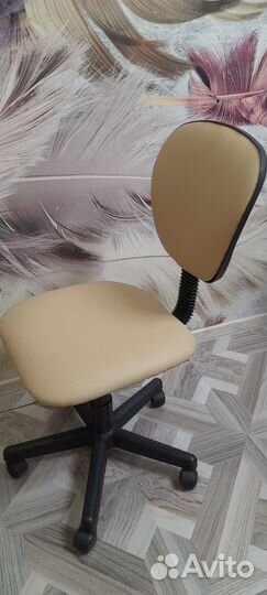 Компьютерное кресло