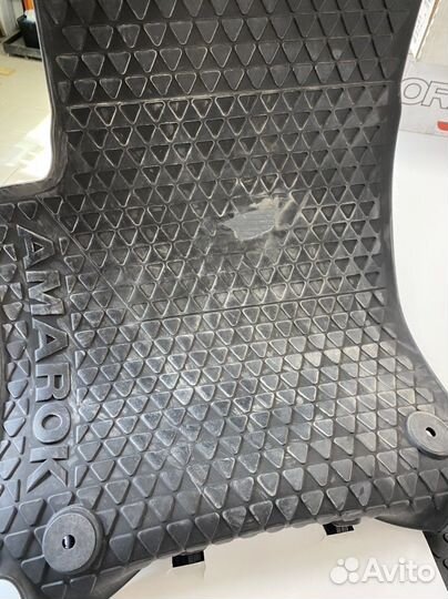 Коврики салона VW Amarok