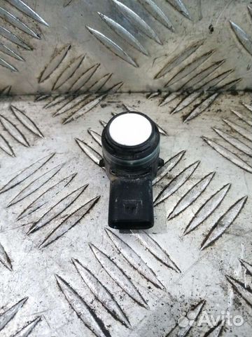 Датчик парковки Skoda Rapid белый