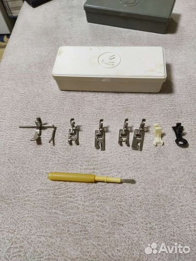 Комплект лапок для швейной машины Чайка и Подольск