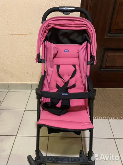 Прогулочная коляска chicco