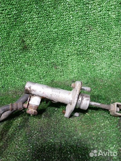 Цилиндр тормозной главный Mitsubishi Lancer