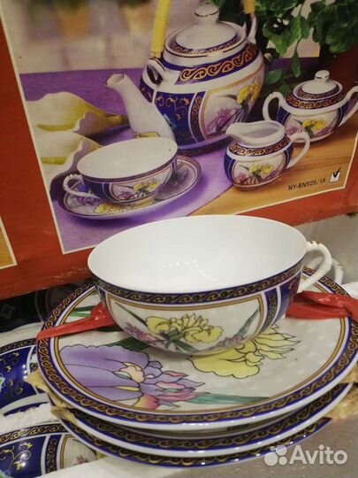 Сервиз чайный Япония на 6 персон рисунок Ирисы