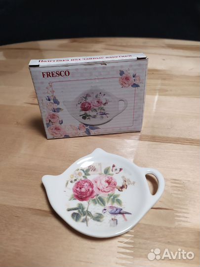 Салфетница,подставка под чайные пакеты,салатники