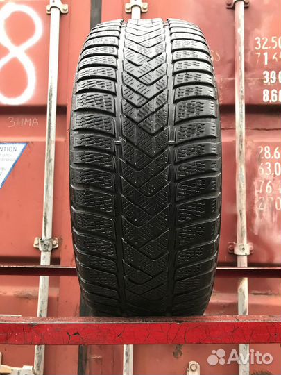 Pirelli Winter Sottozero 3 245/45 R19