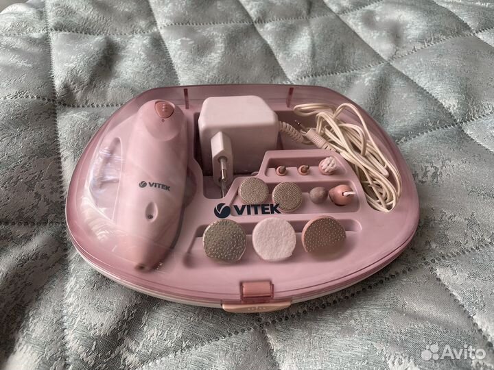 Маникюрный набор Vitek VT-2204 PK