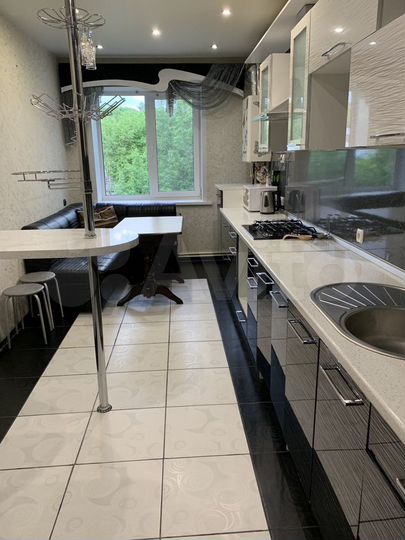 2-к. квартира, 71 м², 2/2 эт.