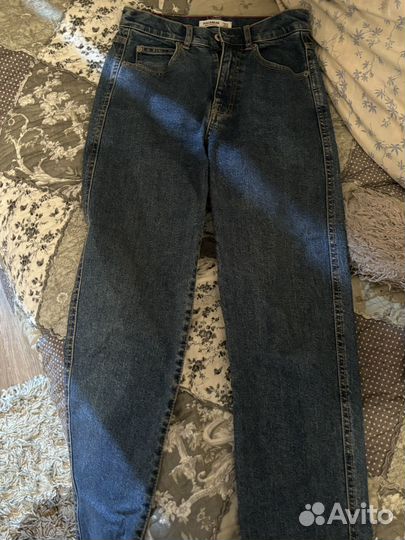 Джинсы pull and bear 34 женские MOM