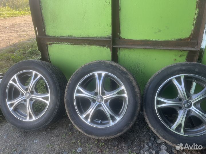 Продам колеса R16 subaru сверловка 5/100