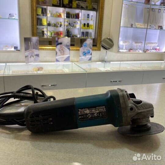 Ушм Makita 9555HN, 710 Вт