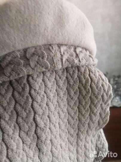 Шапка с шарфом женская