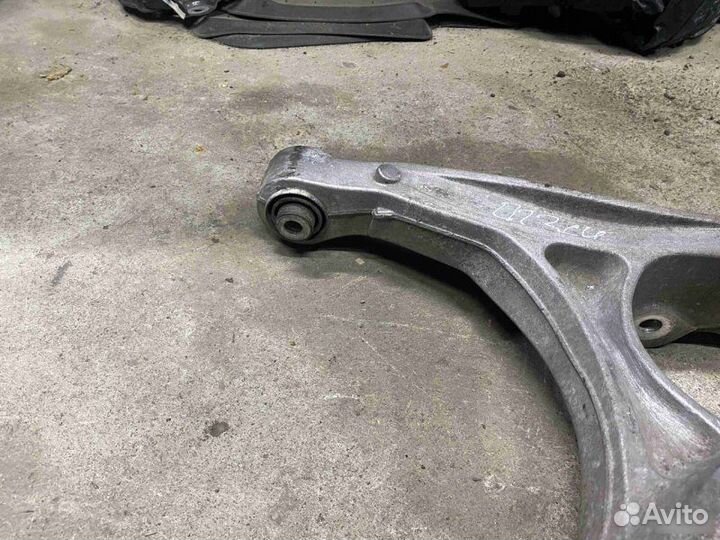 Рычаг задний левый Mercedes-Benz Gle W166