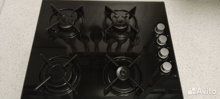 Газовая варочная панель 4 конфорки