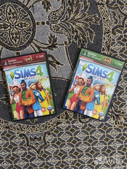 Диск с игрой симс 4