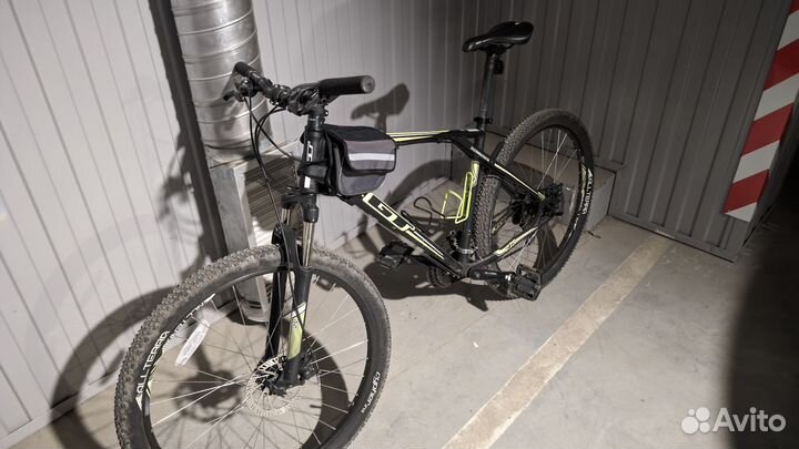 Горный велосипед GT Aggressor Comp 27.5 2016 L