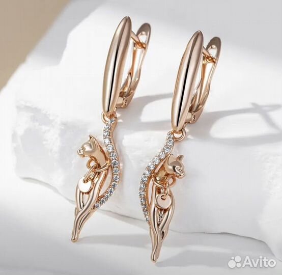 Классные серьги-кошки,новинка,Дабаи