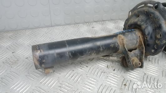 Стойка передняя правая volkswagen passat B8 (6LV38N501)