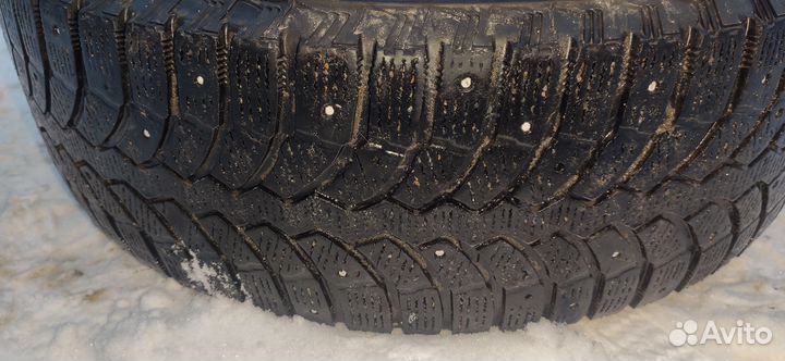 Bridgestone Blizzak Spike-01 185/65 R15 88T