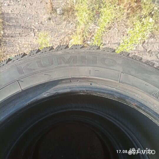 Kumho I'Zen KW22 205/55 R16