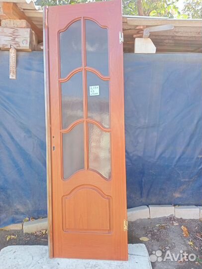 Двери межкомнатные из массива