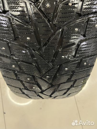 Dunlop Grandtrek Ice 02 285/50 R20