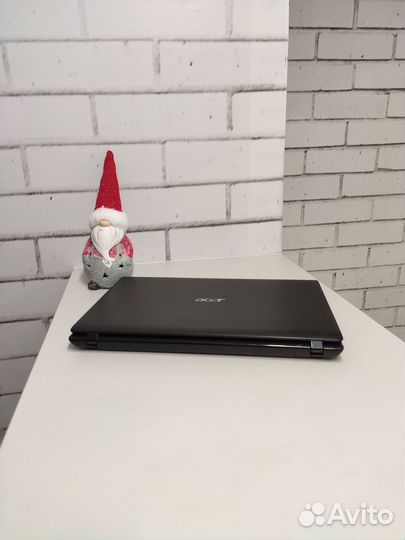 Игровой ноутбук Acer 5750ZG на i5, nVidia GT520