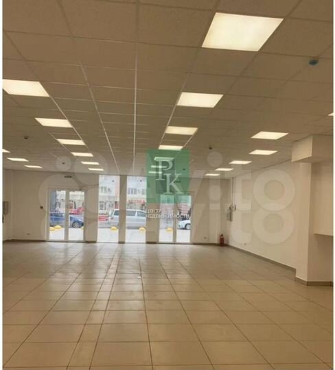 Торговое помещение 154,6 м² на поре
