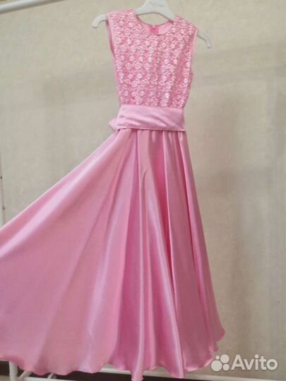 Платье на девочку
