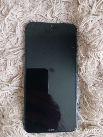 Xiaomi Redmi 8, 3/32 ГБ