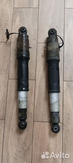 Амортизаторы задние Шевроле Тахо 2015-2020 г