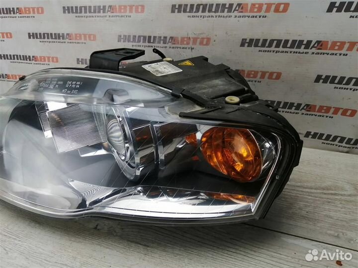 Фара левая Ауди А4 Б7 Ксенон