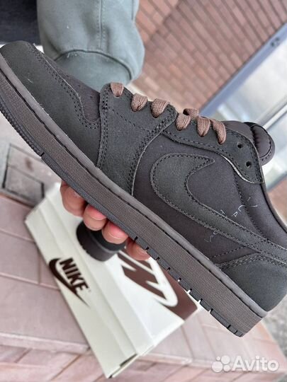 Travis Scott x Air Jordan 1 Low OG Velvet Brown