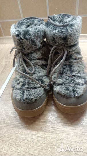 Ботинки UGG для девочки 31 cool club