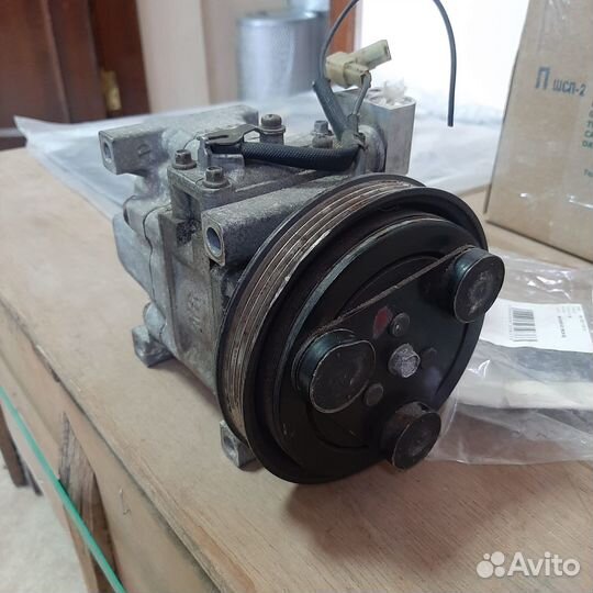 Компрессор кондиционера Mazda Demio I (Dw3W)