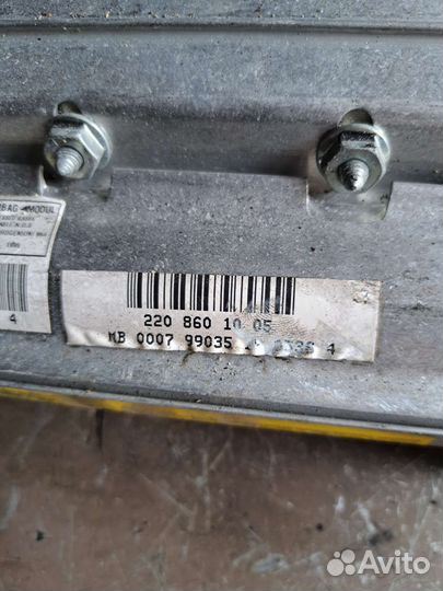 Подушка торпеды Mercedes w220